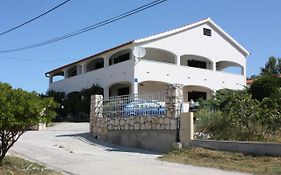 Apartments For Families With Children Lopar, Rab - 5024